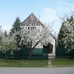 Nefelejcs Apartman *