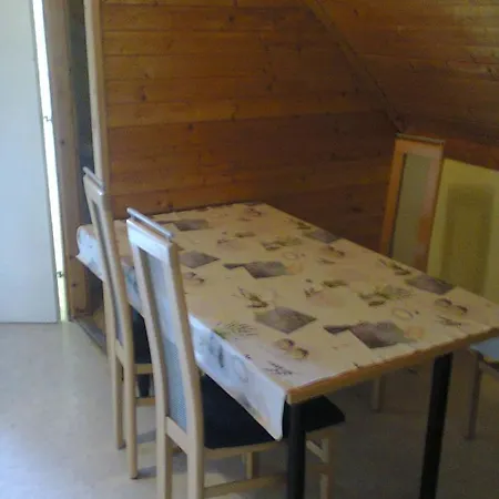 Nefelejcs Apartment *